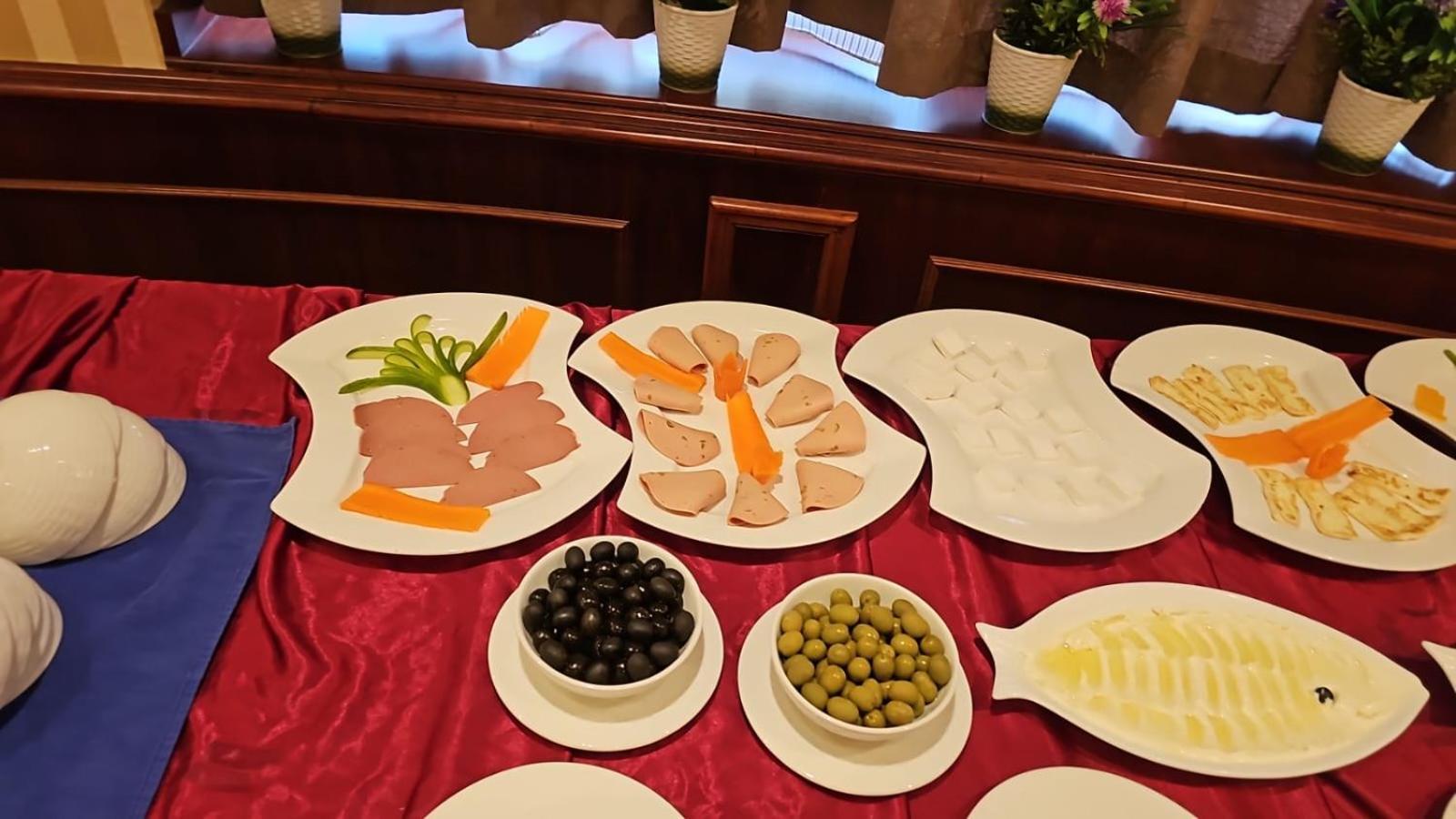 Royal Qatar Hotel Doha Eksteriør bilde